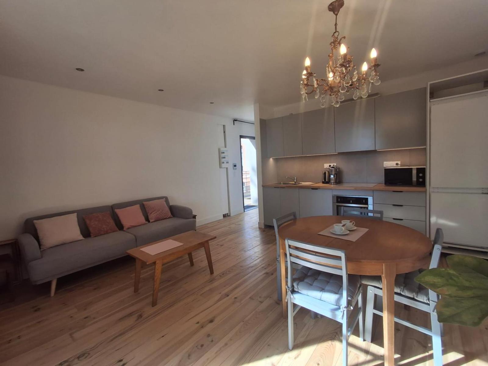 Evasions-derobade, Centre-ville, Gare Appartement *